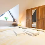 公寓 Residenz - Himmelstraeumer - Penthouse - Sauna - Parkplatz 巴德茨维什安