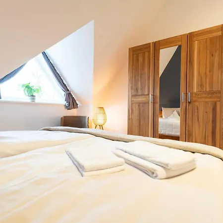 Apartment Residenz - Himmelstraeumer - Penthouse - Sauna - Parkplatz Bad Zwischenahn